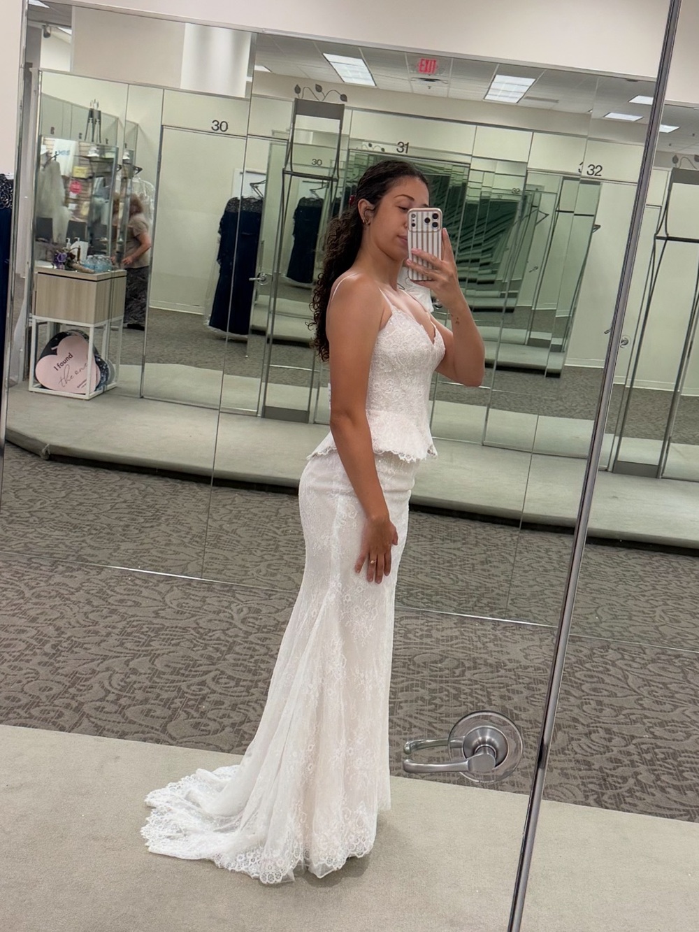 Elegant White Lace Two-Piece Evening Dress